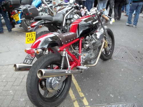 A lovely Moto Guzzi.JPG