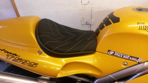 T595 Seat refurb 037.jpg